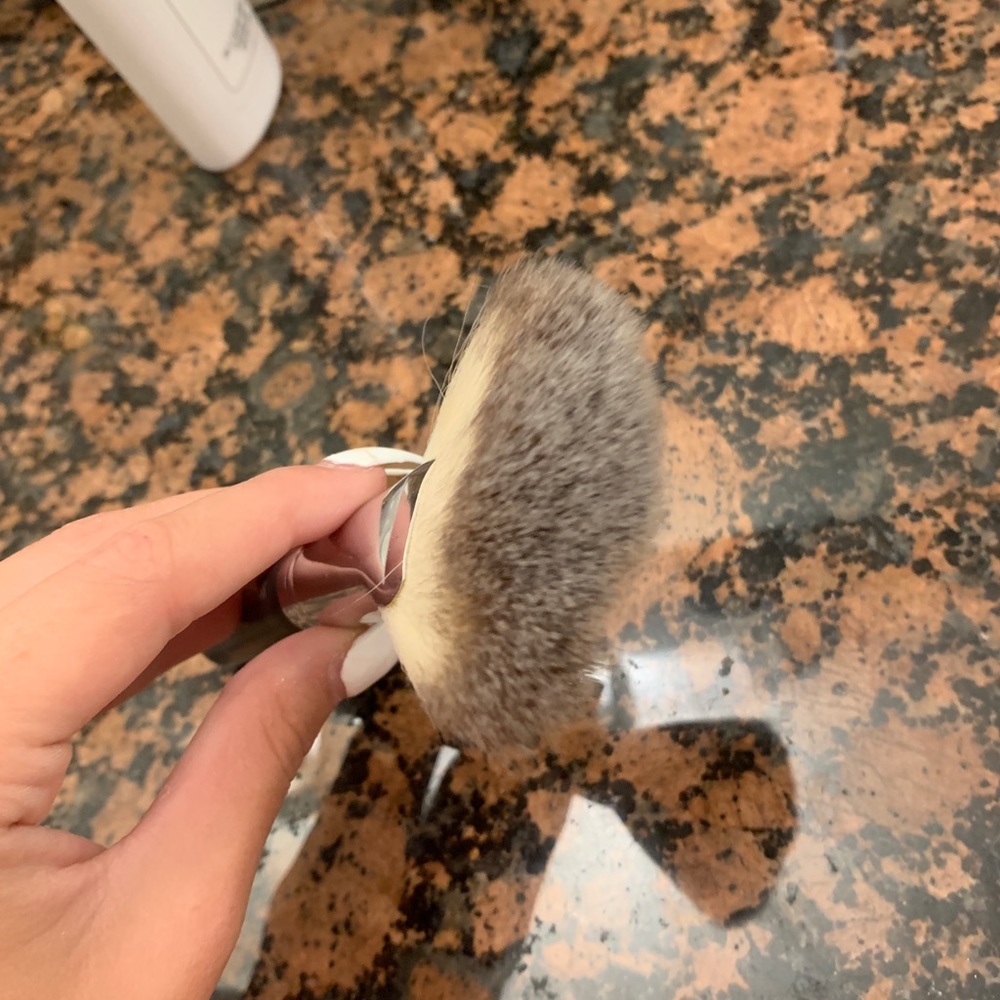 Fan brush - Picture 3 of 3